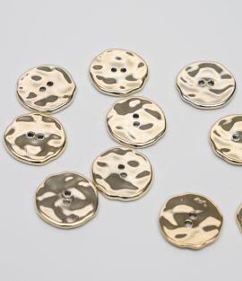 TTB240 2-Hole Hammered Effect Button
